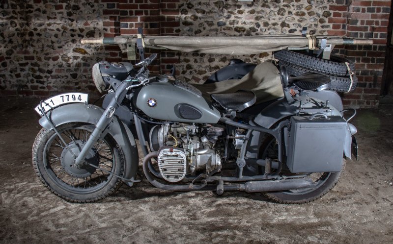 БМВ r75