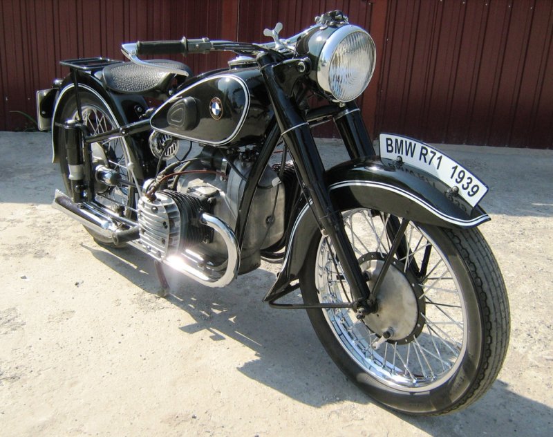 Мотоцикл BMW r71 вермахта