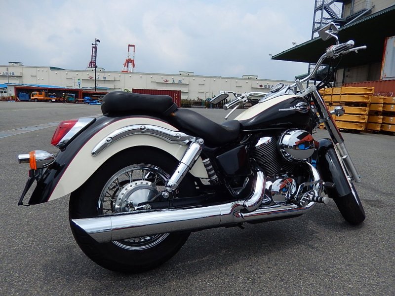 Мотоцикл Shadow 750