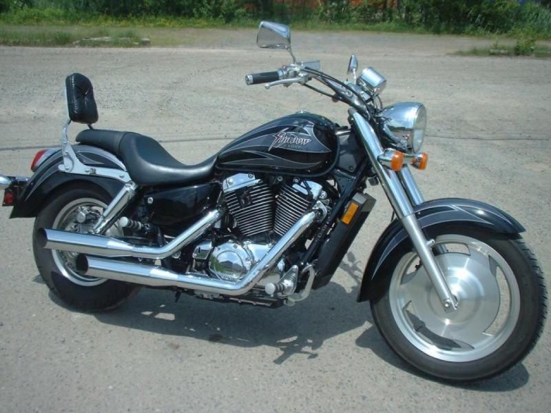 Honda Shadow Sabre 750
