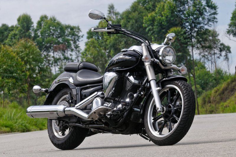 Yamaha XVS 950