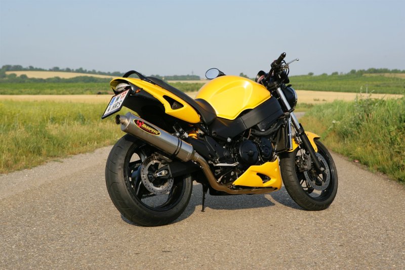 Мотоцикл Honda x11