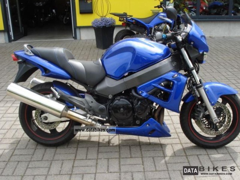 Honda x 11 1100