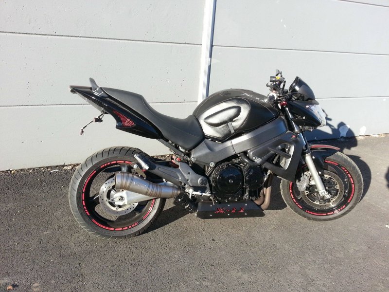 Honda x11 выхлоп