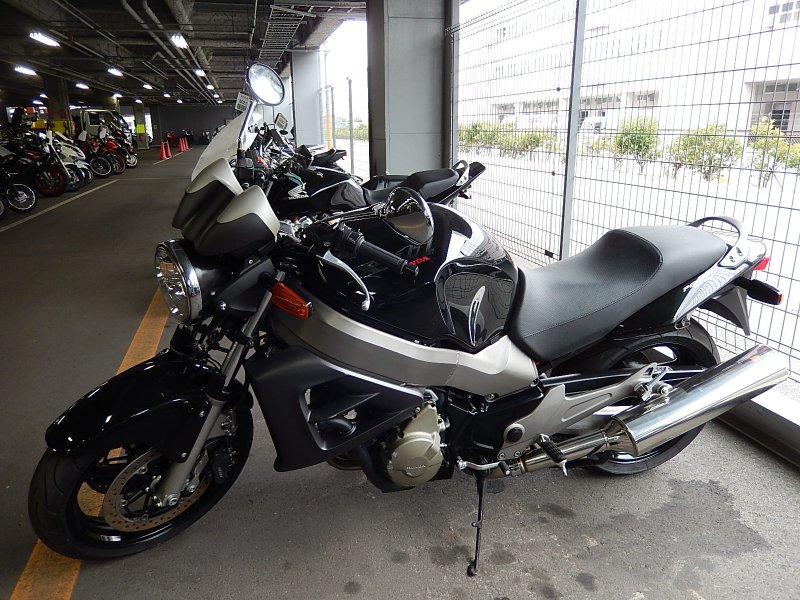 Honda x11 хвост
