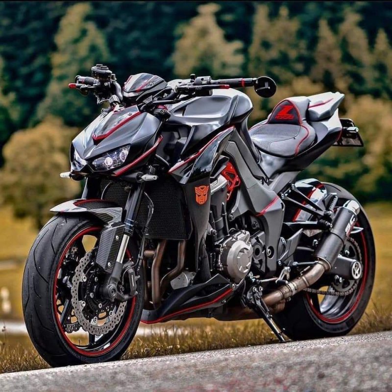 Мотоцикл Кавасаки z1000