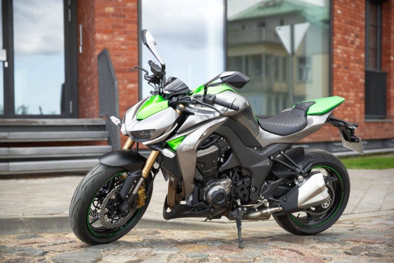 Kawasaki z1000