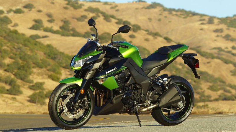 Мотоцикл Кавасаки z1000