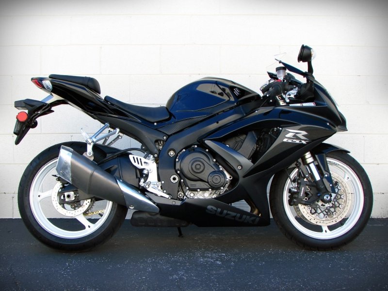 Мотоцикл Сузуки GSXR 600