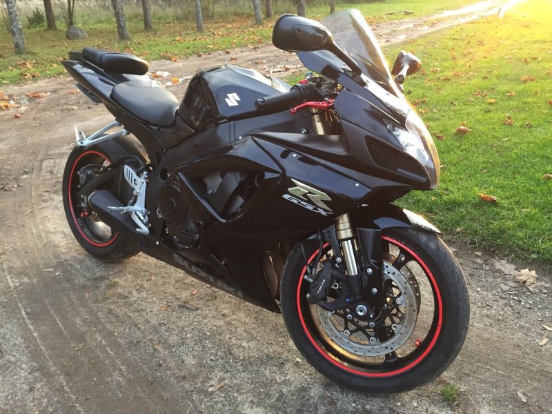 Suzuki GSX-R 600 2007 черный