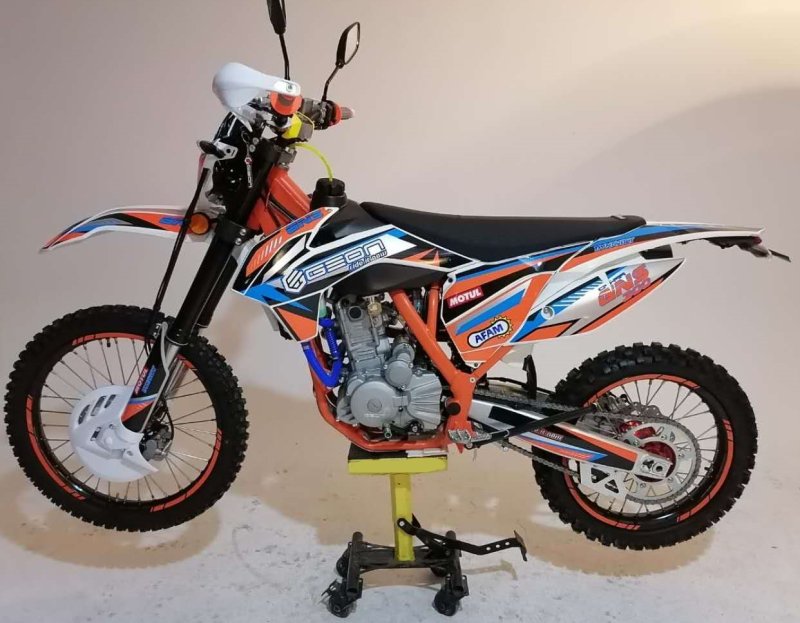 Geon Dakar GNS 300