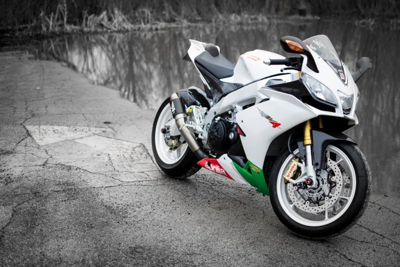 Aprilia rsv4