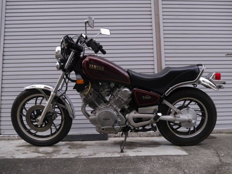 Yamaha XV 750
