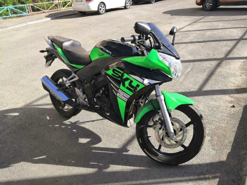 Racer SKYWAY 300