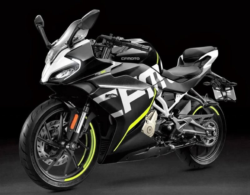 Мотоцикл CFMOTO 300sr