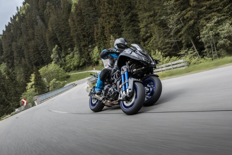 Трехколесный мотоцикл Yamaha Nikken