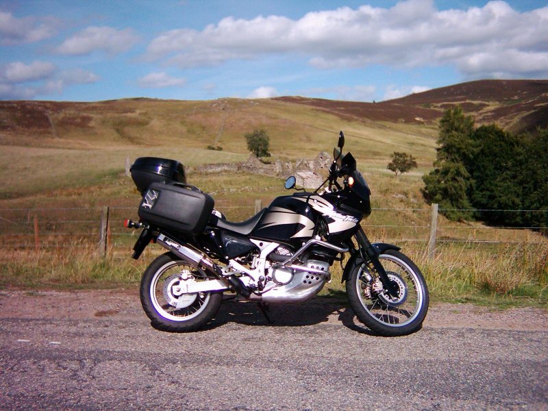 Honda XRV 750