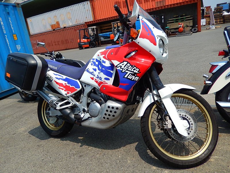 Honda Africa 750