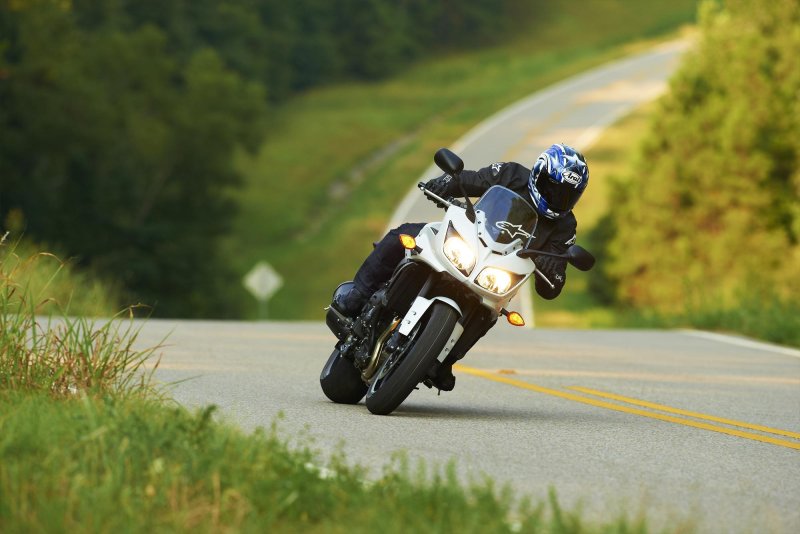 Fz1 мотоцикл