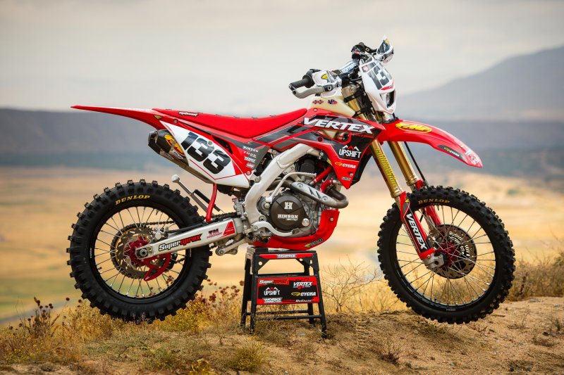 Кроссовый мотоцикл Хонда 450 CRF