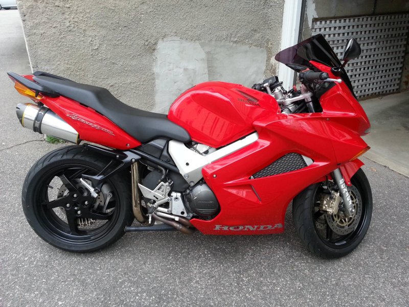 Honda VFR 2004