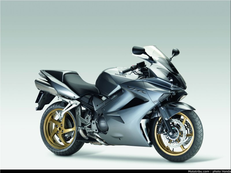 Honda VFR 800 Interceptor