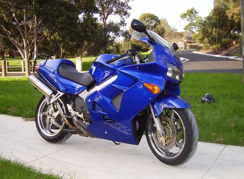 Honda vfr800f