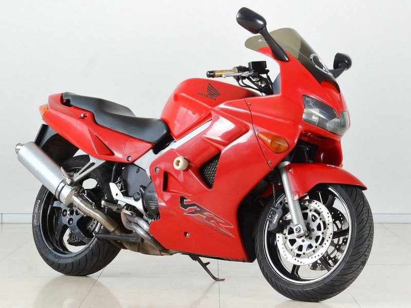 Мотоцикл Honda VFR 800