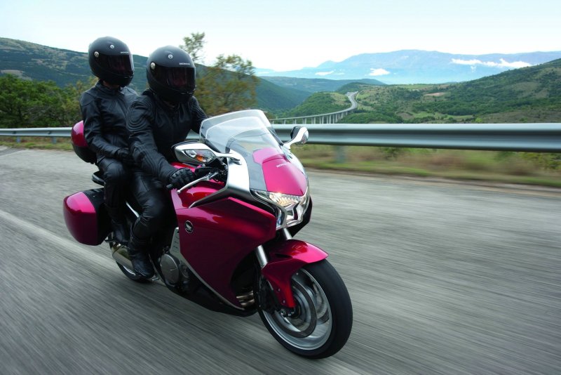 Honda VFR 1200 посадка