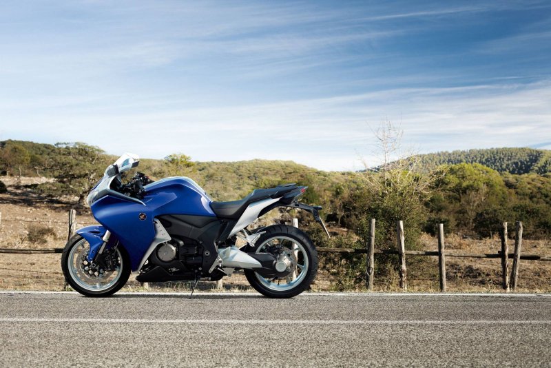 Honda vfr1200f