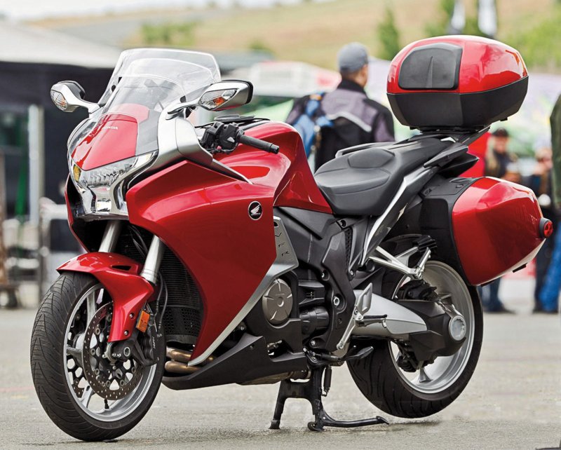 VFR 1200 автомат