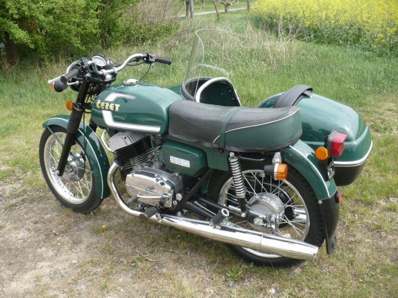 Мотоцикл Ява Чезет 350