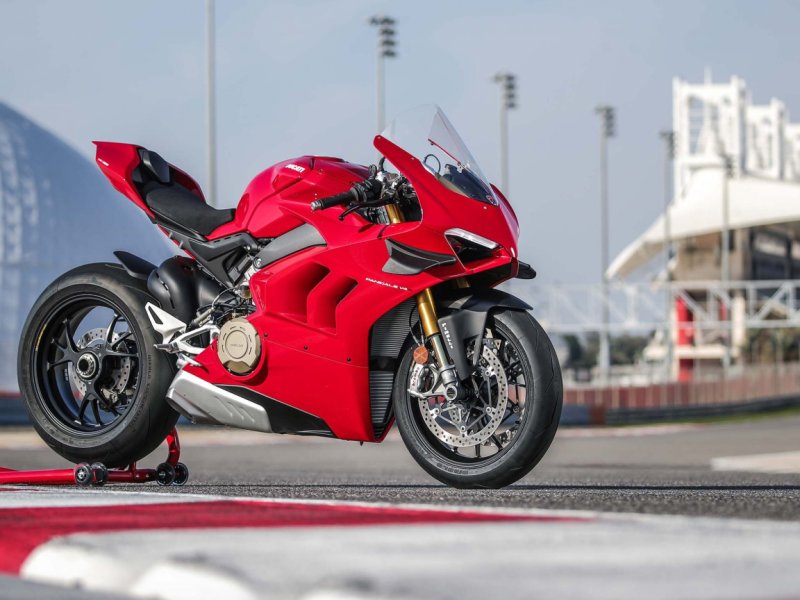 Мотоцикл Ducati Panigale v4 s