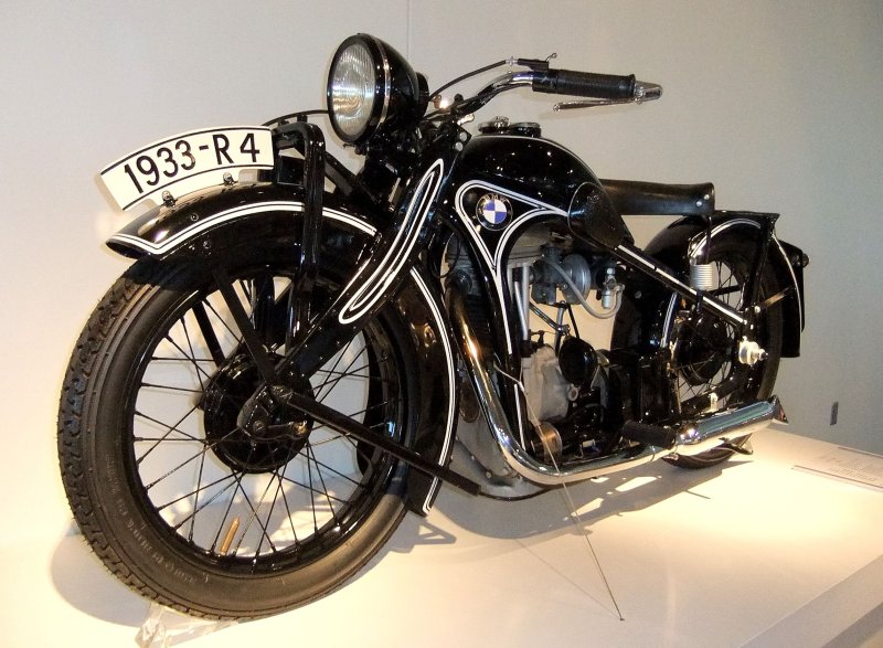 BMW r4 мотоцикл