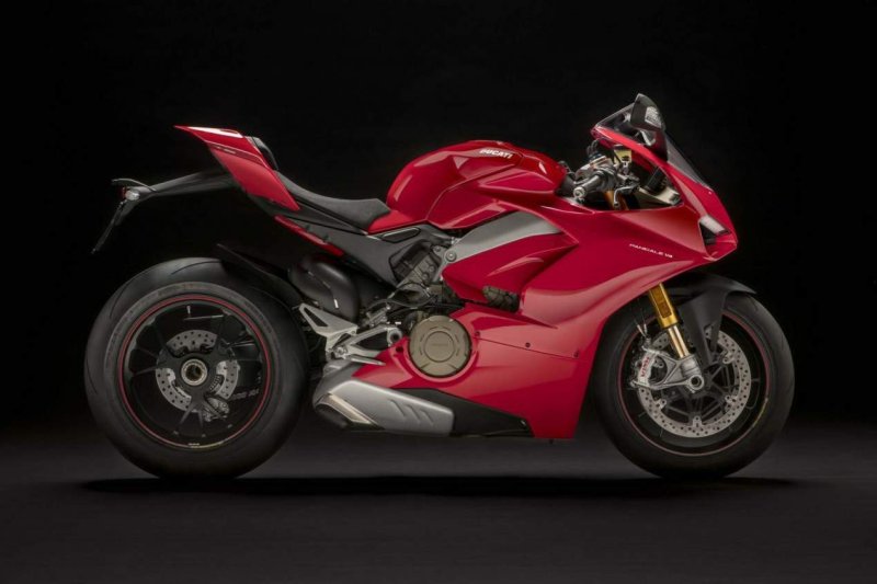 Мотоцикл Ducati Panigale v4