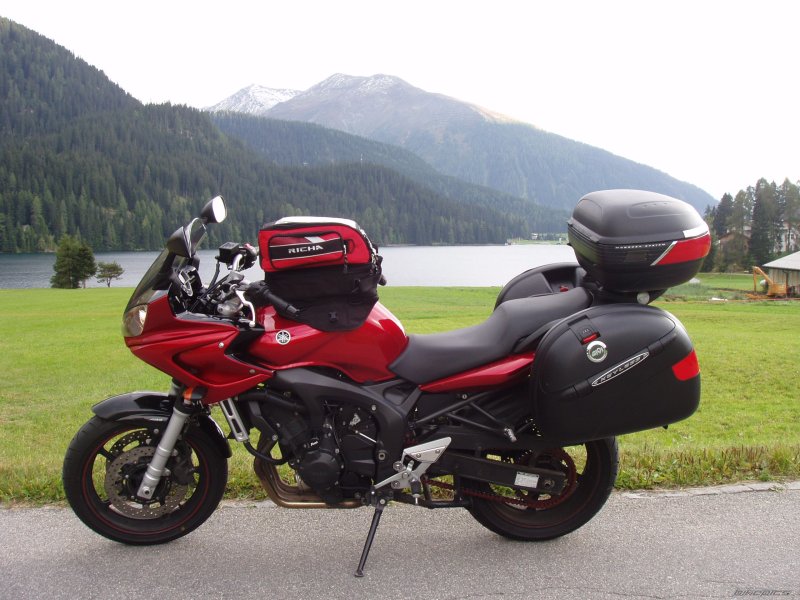 Ямаха FZS 600 2006