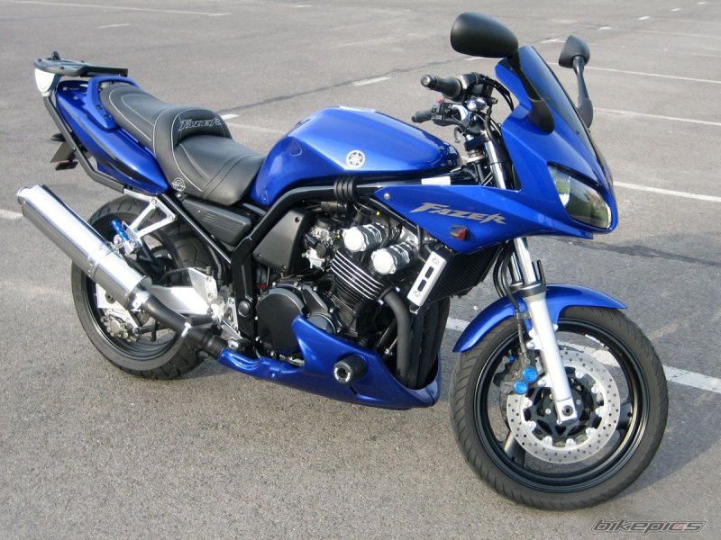 Yamaha FZS 600 fazer