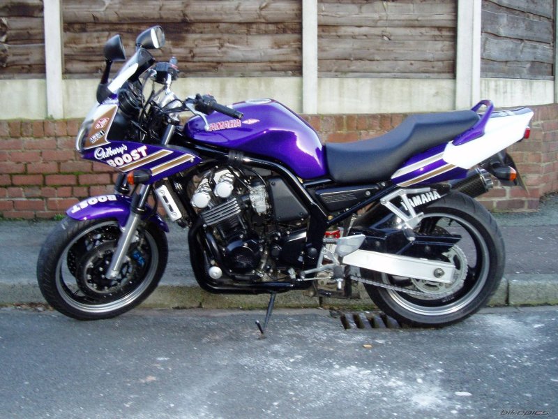 FZS 600 2000