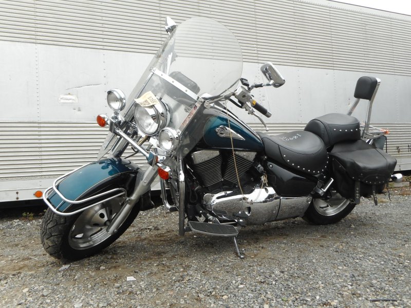 Сузуки интрудер 1500 LC