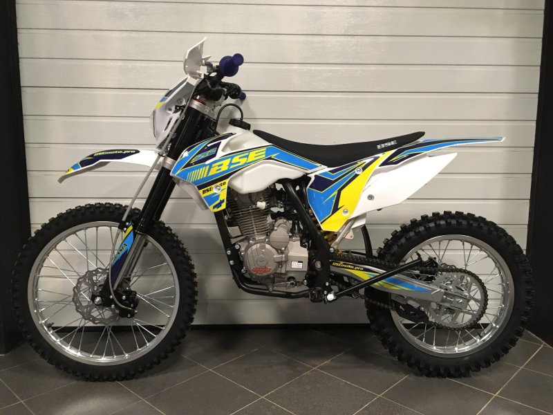 Кроссовый мотоцикл BSE z2 250e 21/18