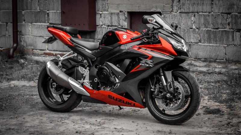 Мотоцикл Сузуки GSXR 750