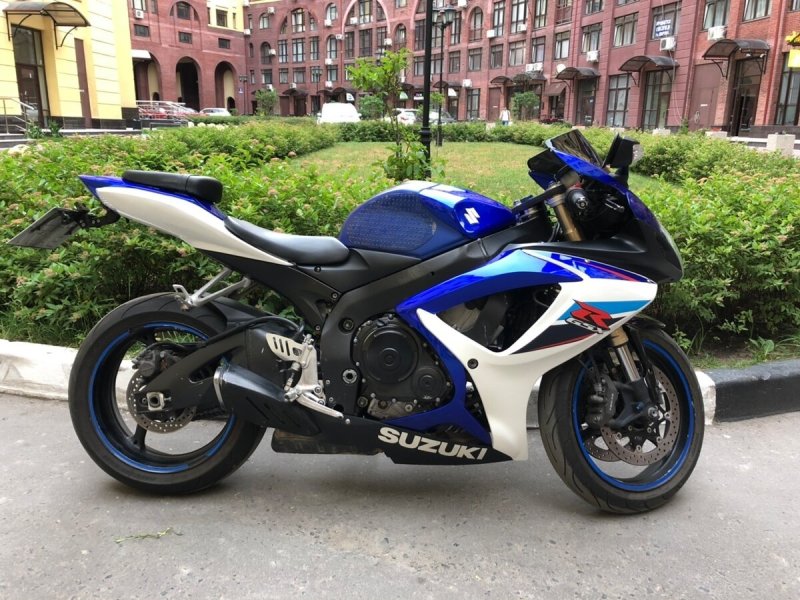 Suzuki GSX 600