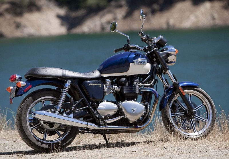 Мотоцикл Триумф Bonneville