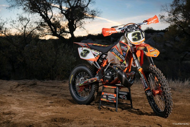 Кроссовый мотоцикл KTM