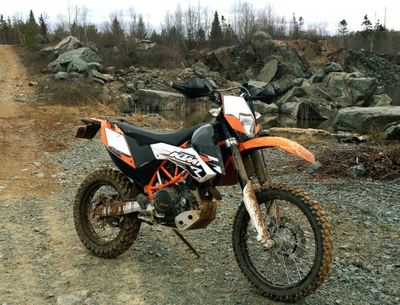 Эндуро мотоцикл KTM 690 Enduro