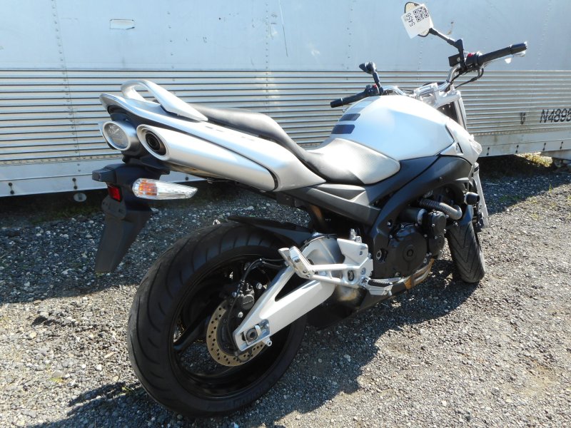 Suzuki GSR 400 ABS