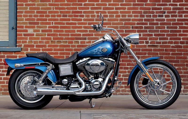 Харлей Дэвидсон Dyna wide Glide