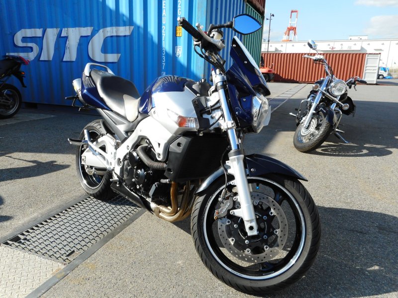 Suzuki GSR 400 2006