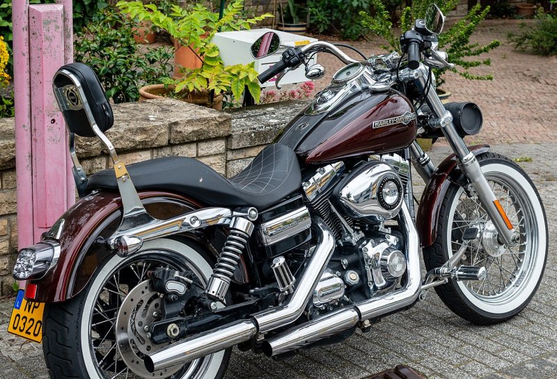 Мотоцикл Harley-Davidson Dyna super Glide