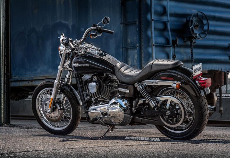 Dyna super Glide Custom, 2014